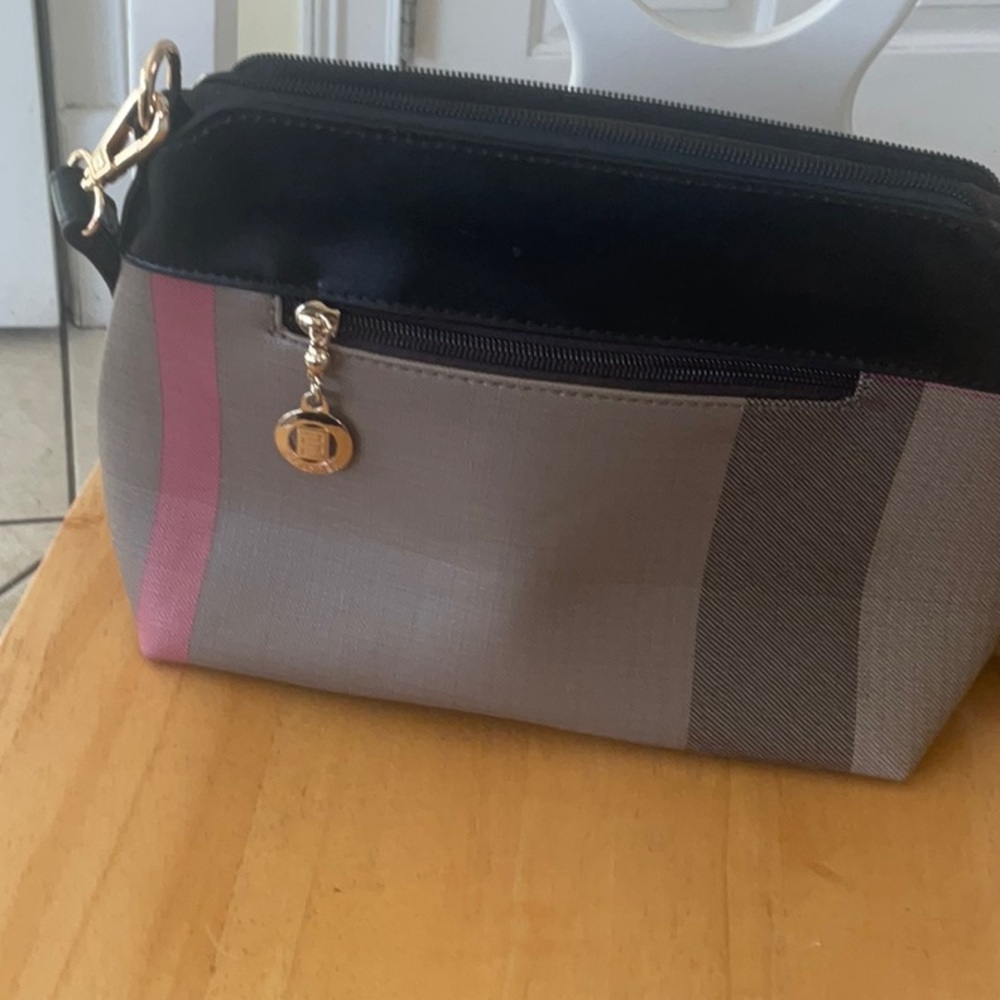 EflyterStylish Black and Brown Crossbody Bag - Picture 4 of 7